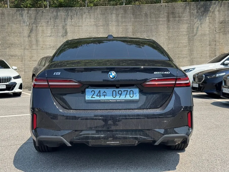 BMW i5 2025 из KR, фото 5