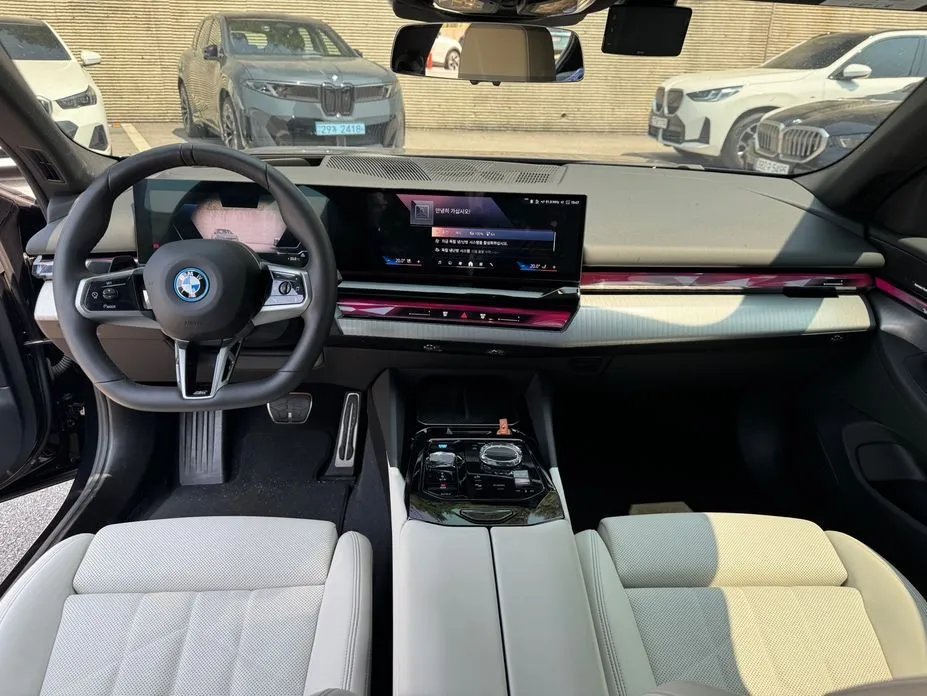 BMW i5 2025 из KR, фото 2