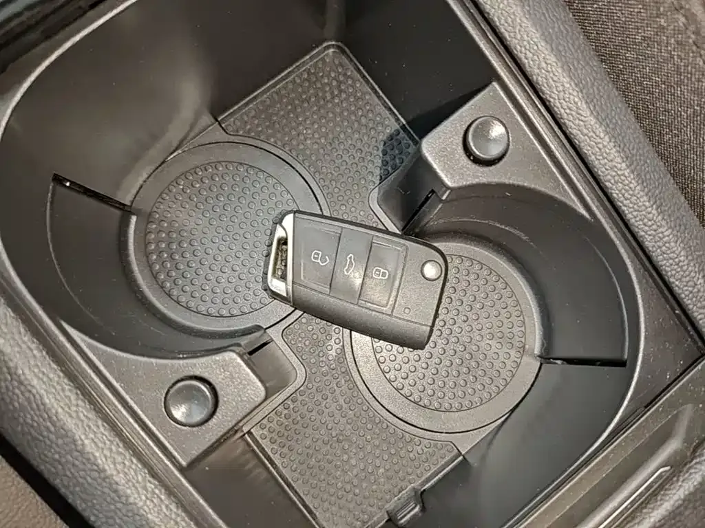 Volkswagen Sagitar 2022 из CN, фото 6