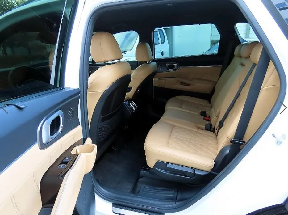 Kia Sorento — фото 5