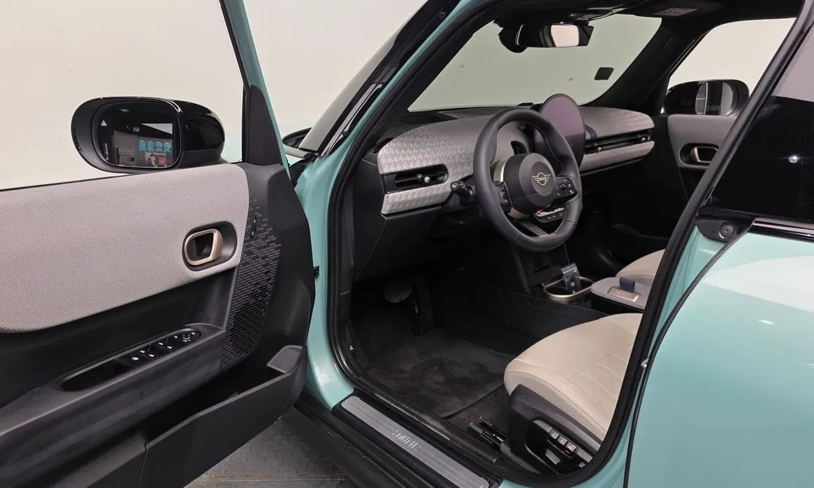 Mini Cooper 2025 из KR, фото 6
