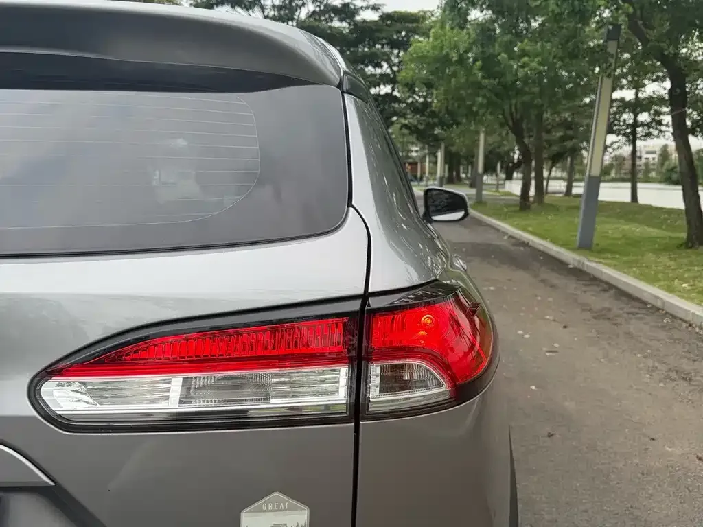 Toyota Corolla Cross — фото 3