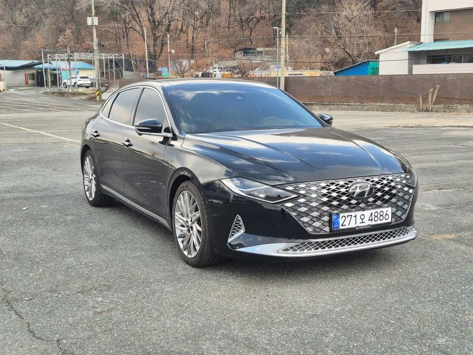 Hyundai Grandeur — фото 1