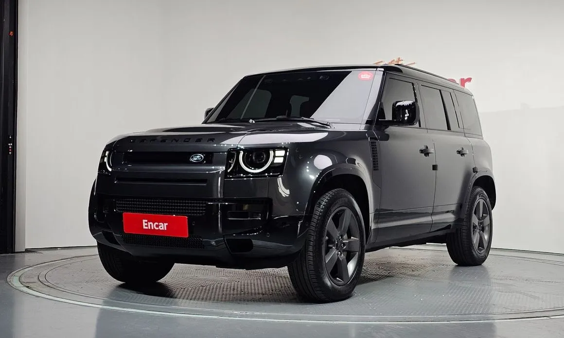 Land Rover Defender — фото 1