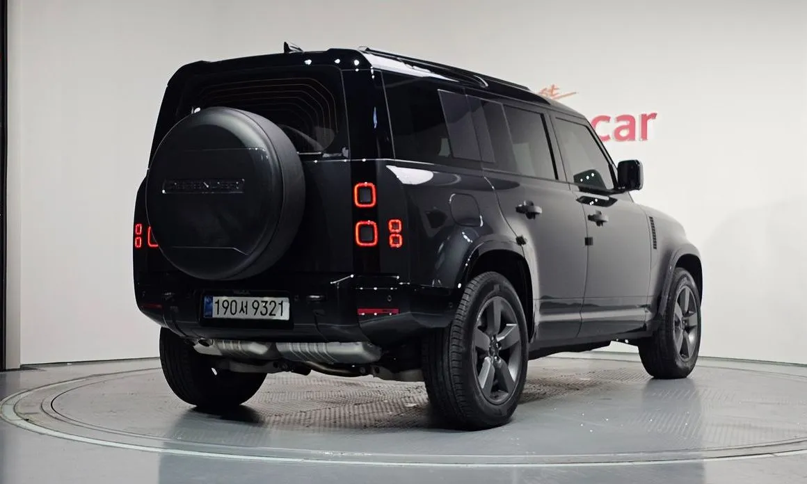 Land Rover Defender — фото 7