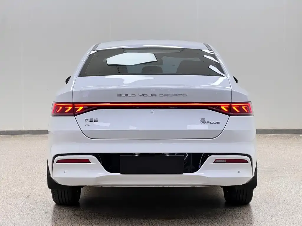 BYD Qin PLUS — фото 8