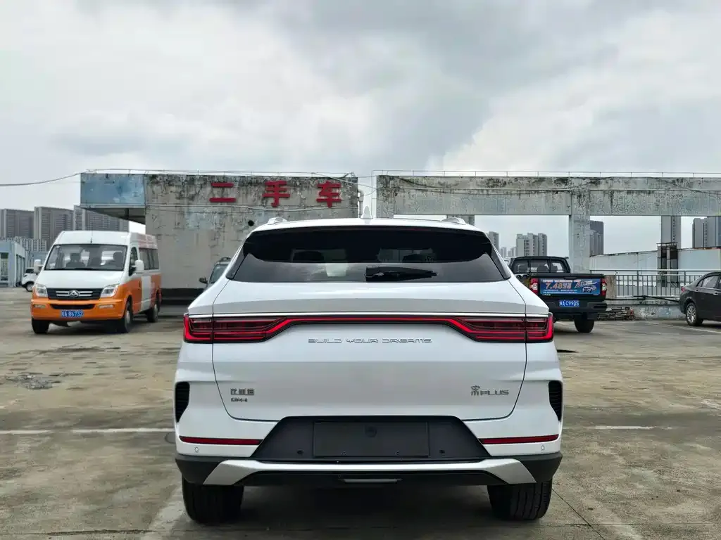 BYD PLUS New Energy — фото 3
