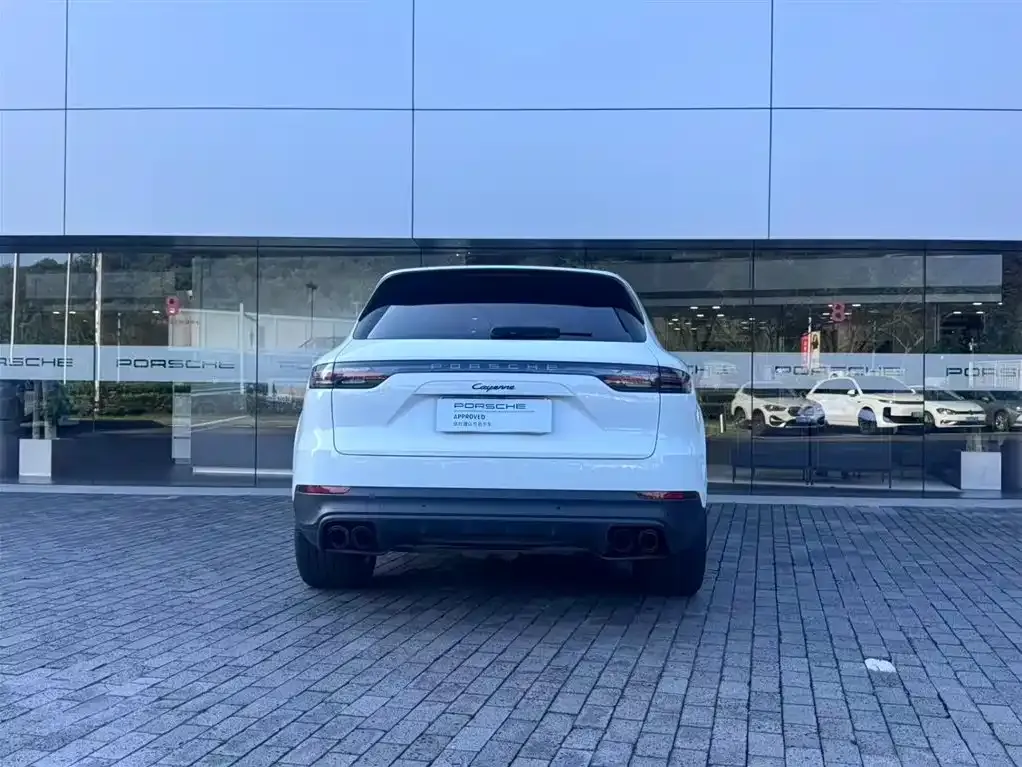 Porsche Cayenne — фото 4