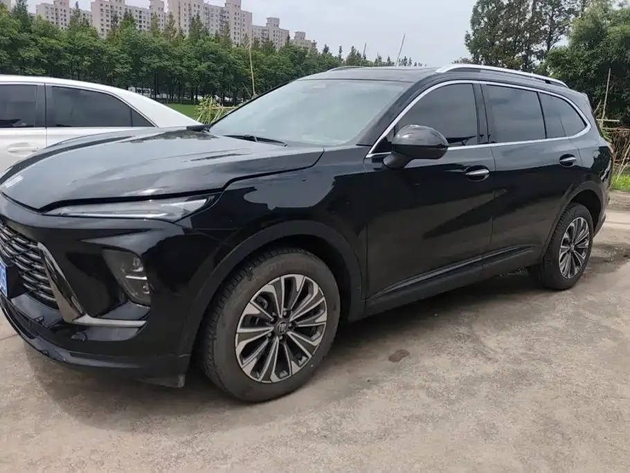 Buick Envision Plus — фото 1