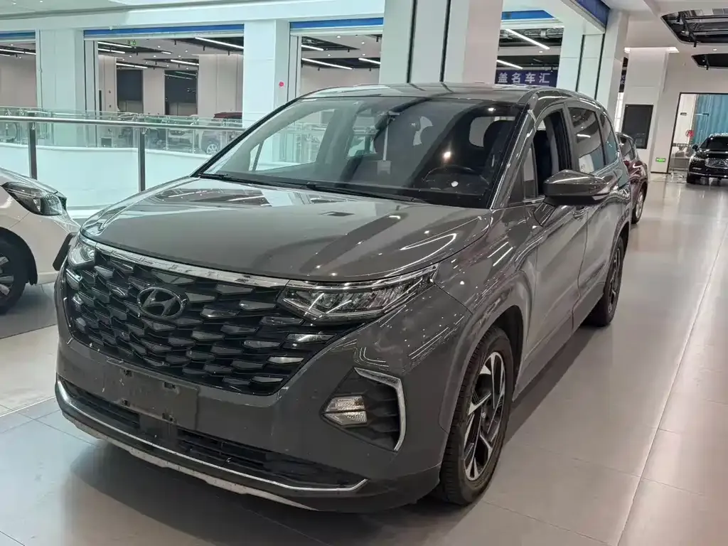 Hyundai Custo — фото 1