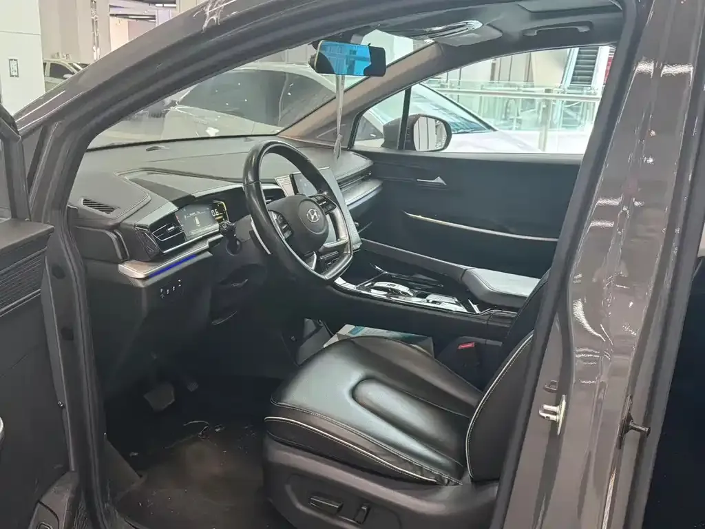 Hyundai Custo — фото 2