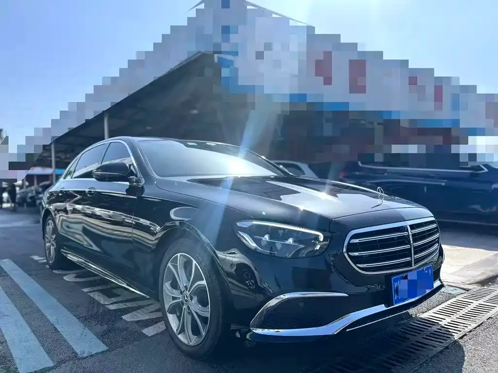 Mercedes-Benz E-Class — фото 10