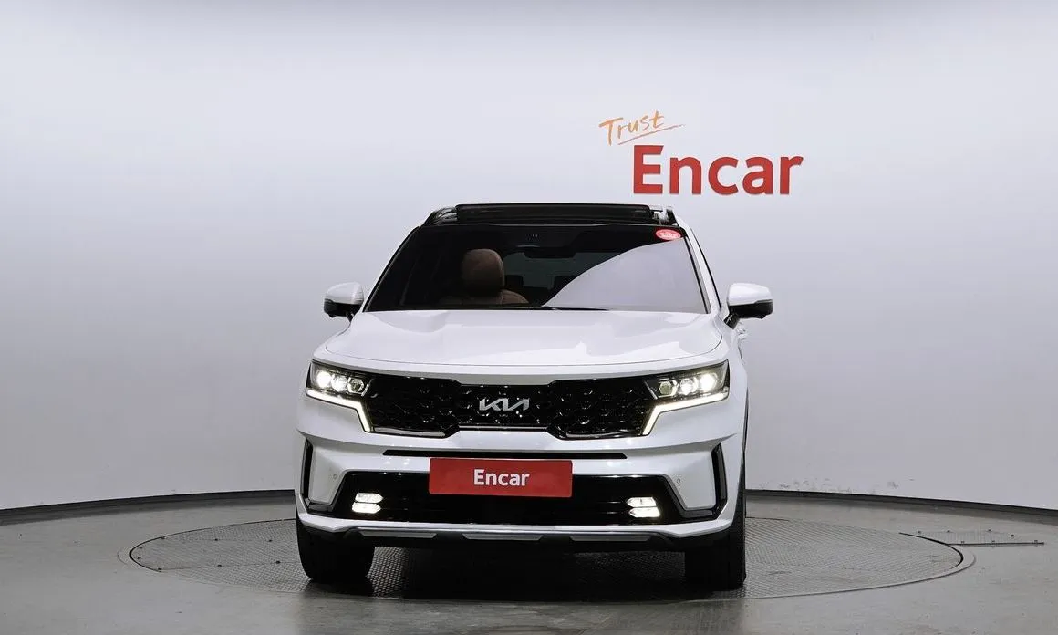 Kia Sorento — фото 9