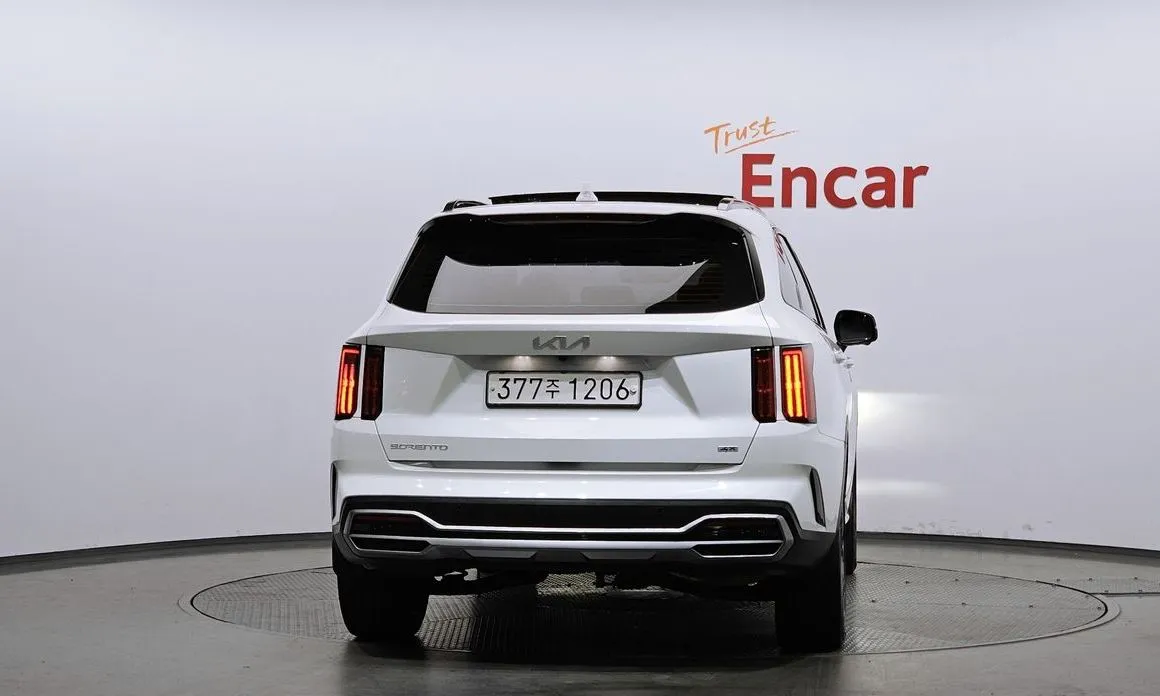 Kia Sorento — фото 4
