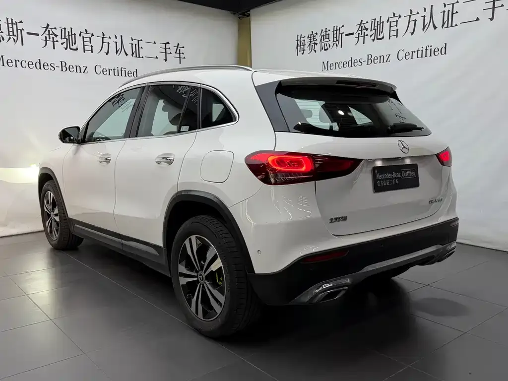 Mercedes-Benz GLA — фото 8