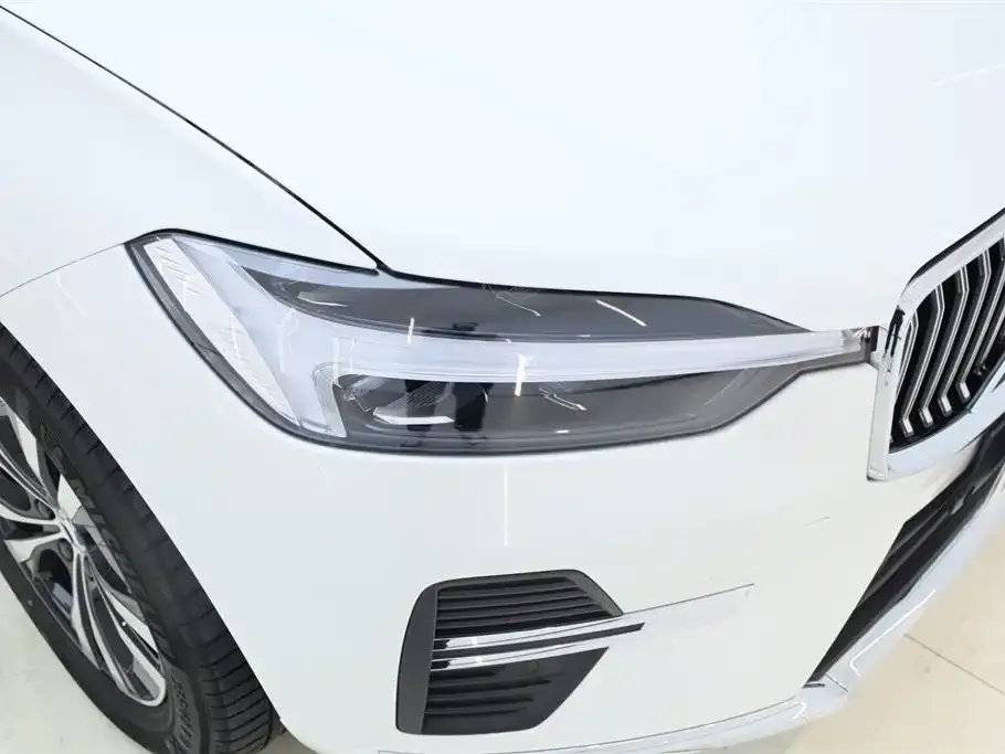 Volvo XC60 2024 из CN, фото 8