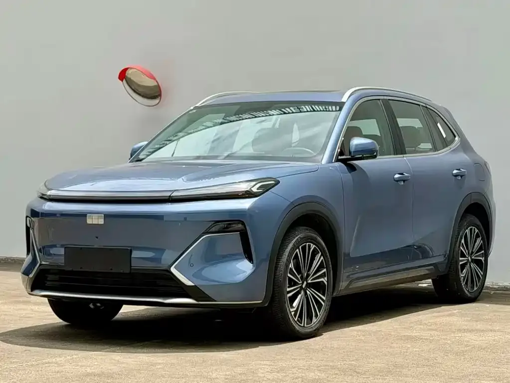 Geely Galaxy Xingjian 7 — фото 1