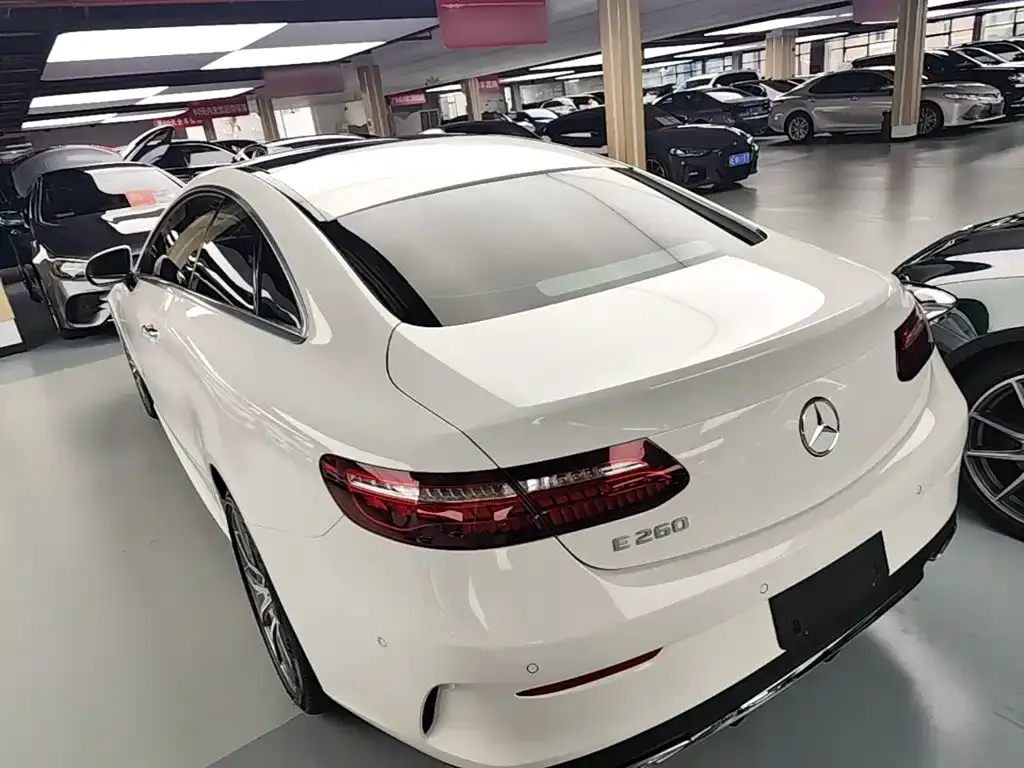 Mercedes-Benz E-Class (Import) — фото 7