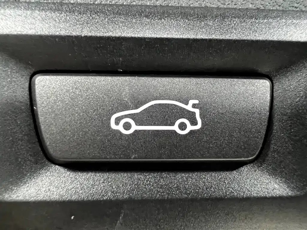 BMW X1 — фото 10