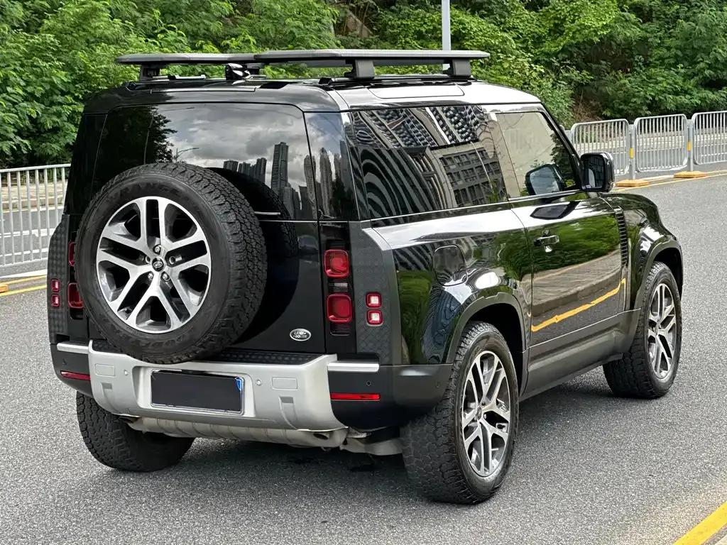 Land Rover Defender — фото 8
