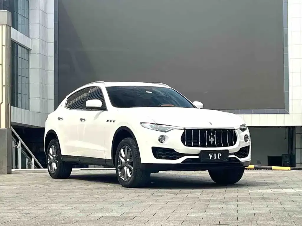 Maserati Levante — фото 8