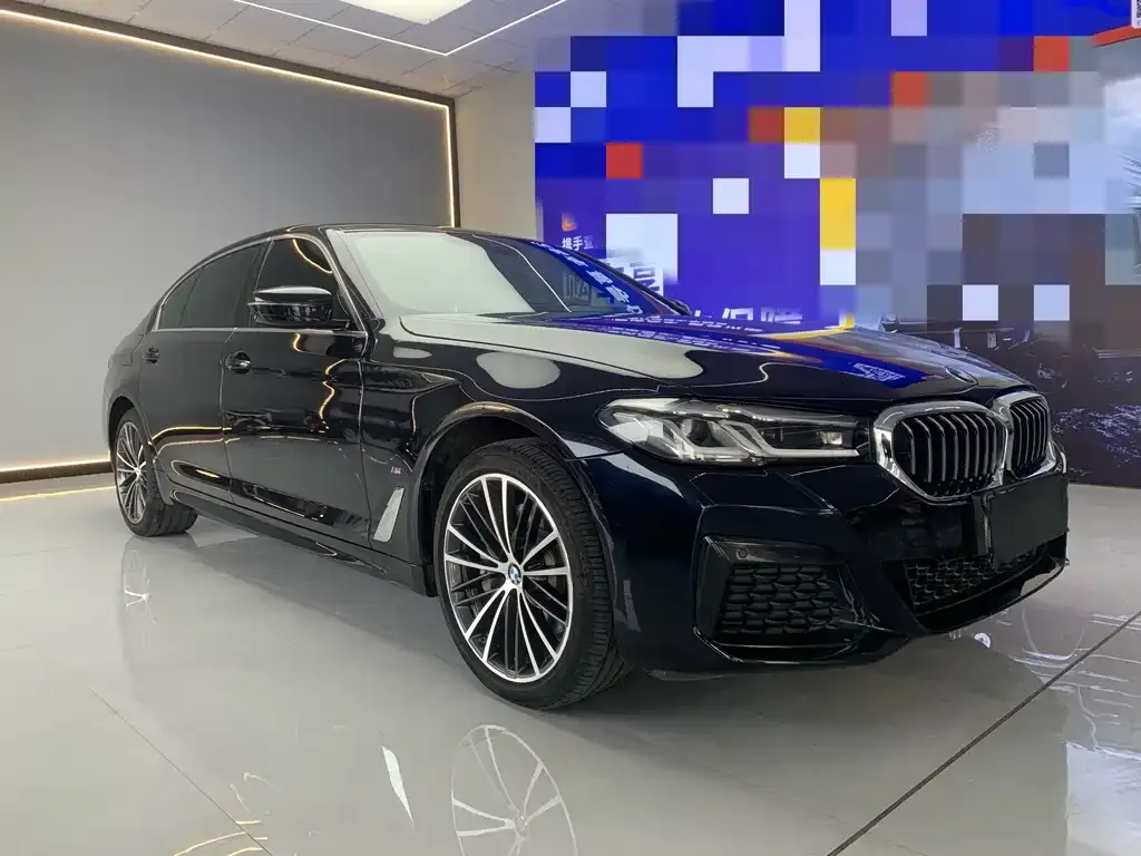 BMW 5 Series — фото 2