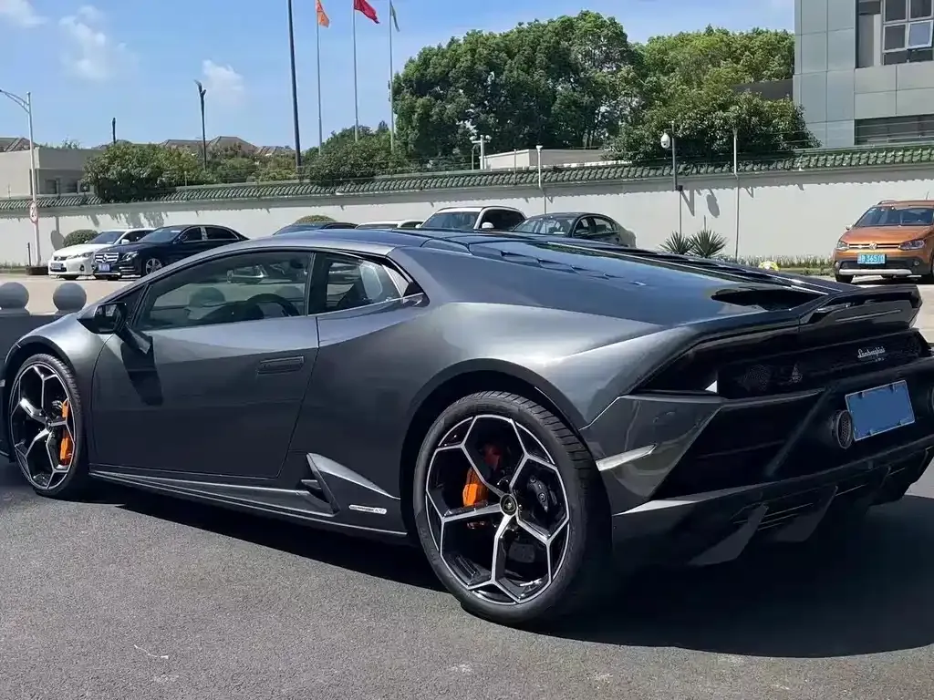 Lamborghini Huracan — фото 4