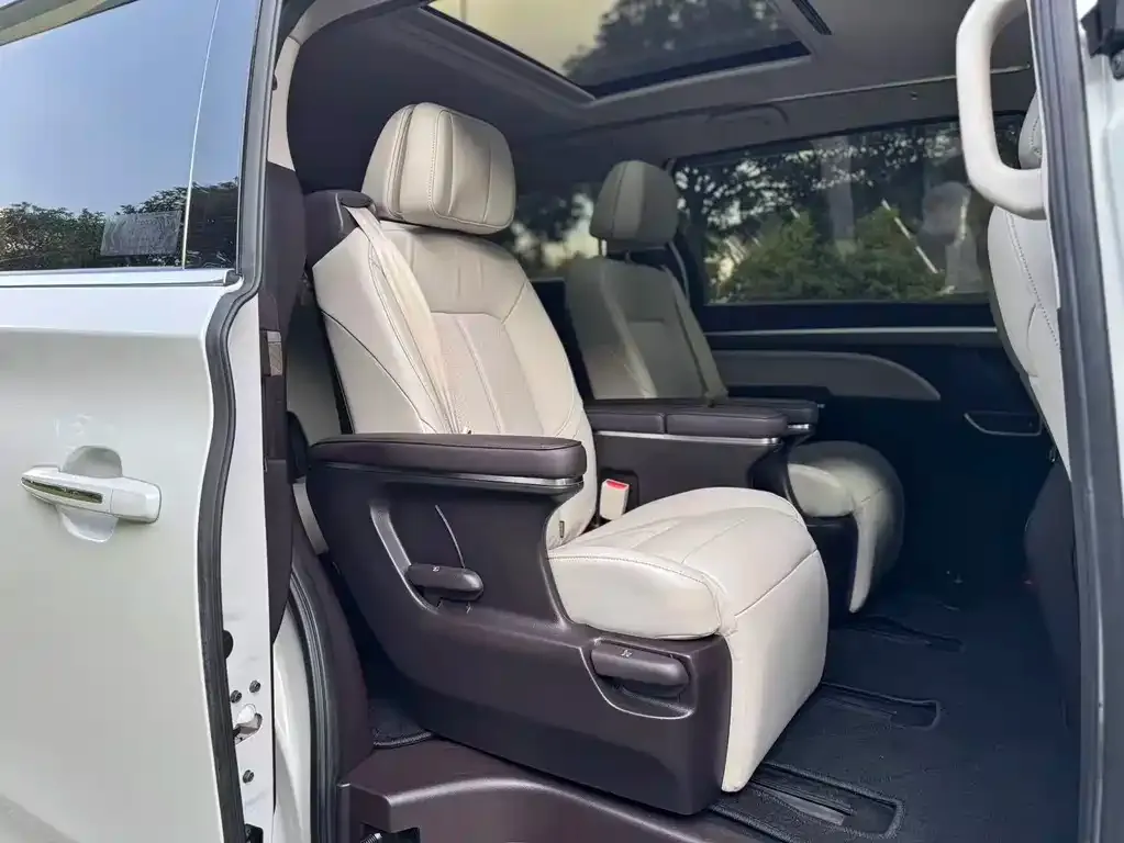 GAC Motor Trumpchi M8 — фото 9