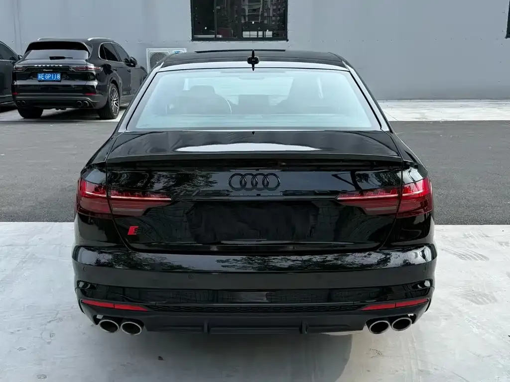 Audi S4 — фото 10