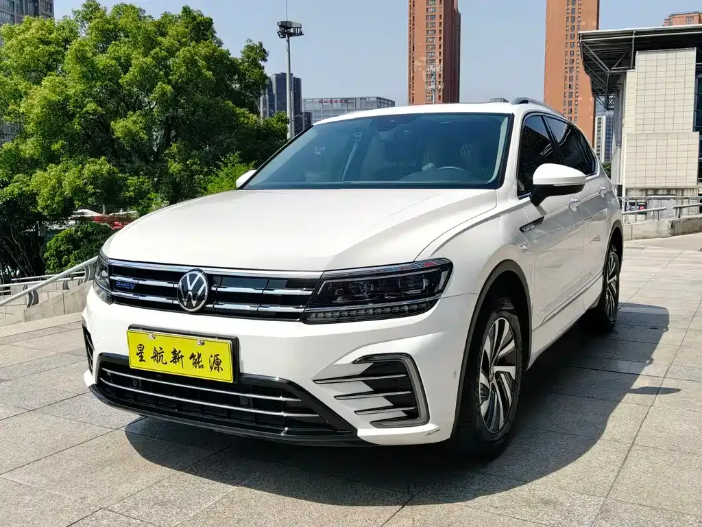 Volkswagen 途观L插电混动 — фото 1