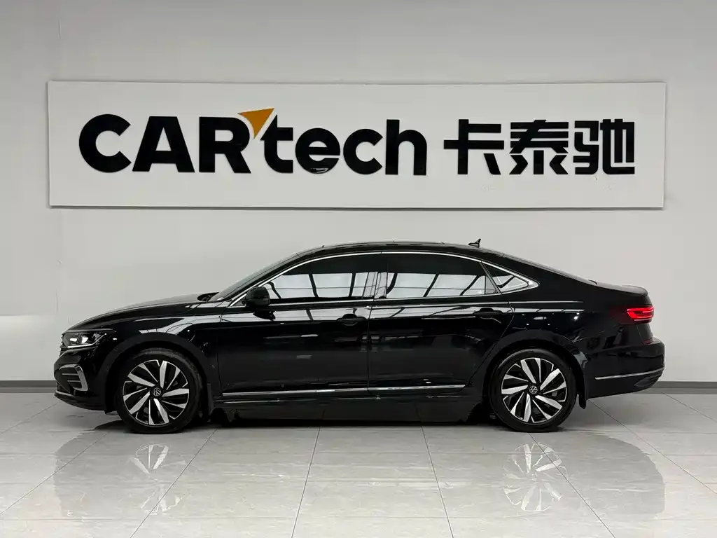 Volkswagen Passat — фото 4