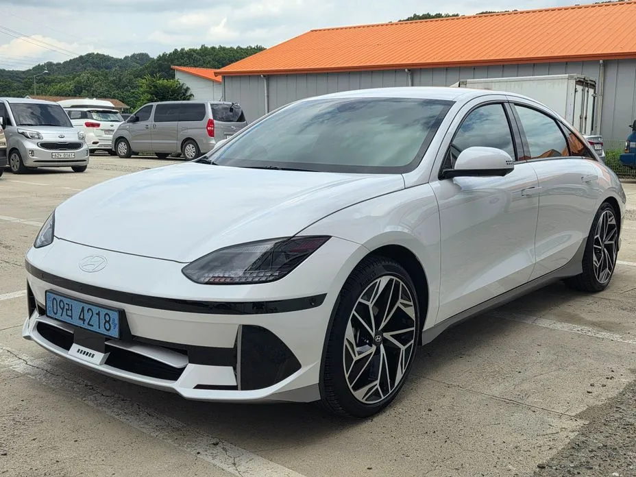 Hyundai Ioniq6 — фото 1