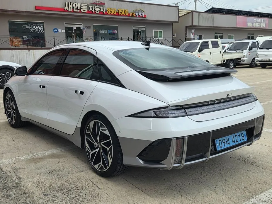 Hyundai Ioniq6 — фото 8