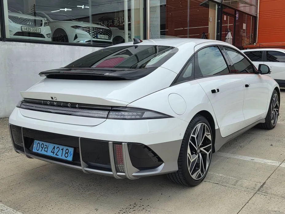 Hyundai Ioniq6 — фото 4