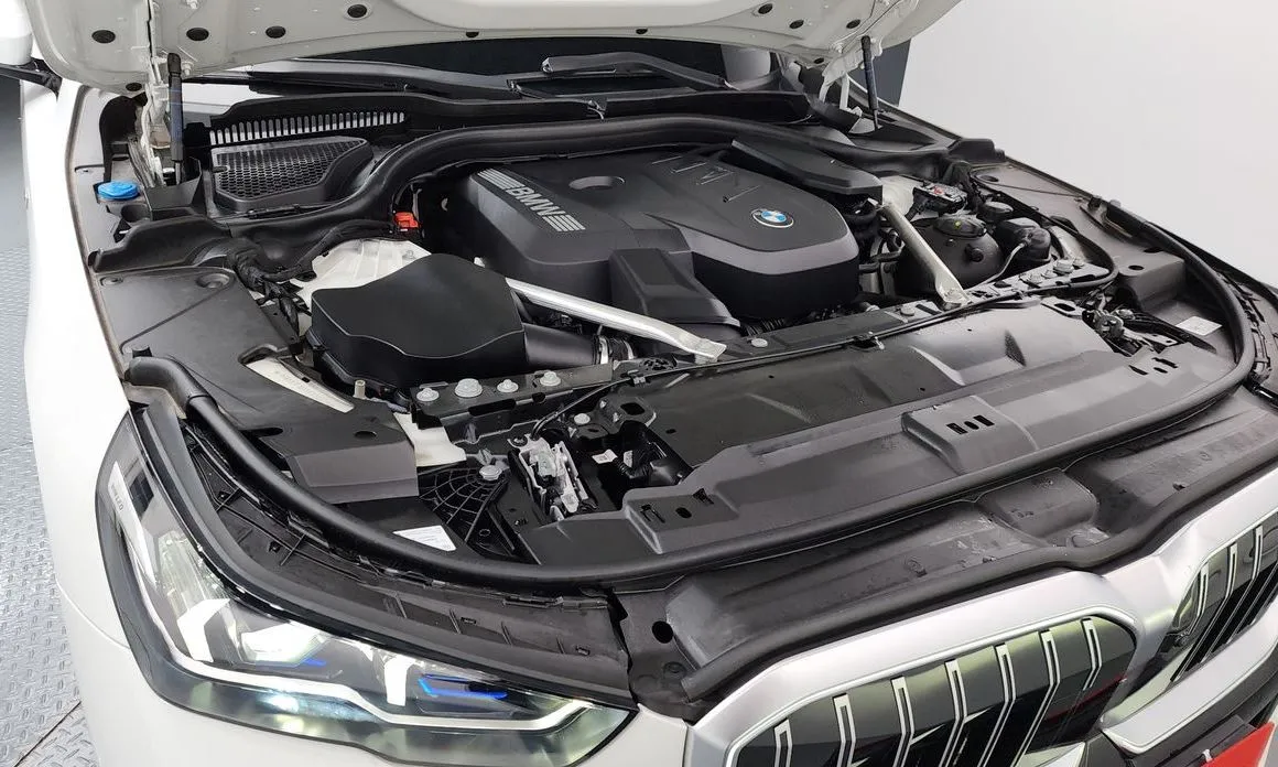 BMW 5-Series 2025 из KR, фото 10