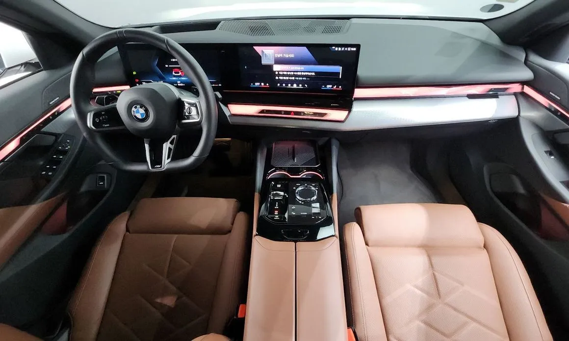 BMW 5-Series 2025 из KR, фото 4