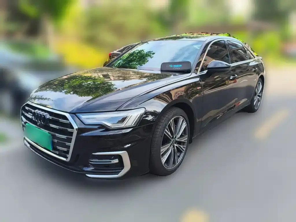 Audi A6L — фото 1