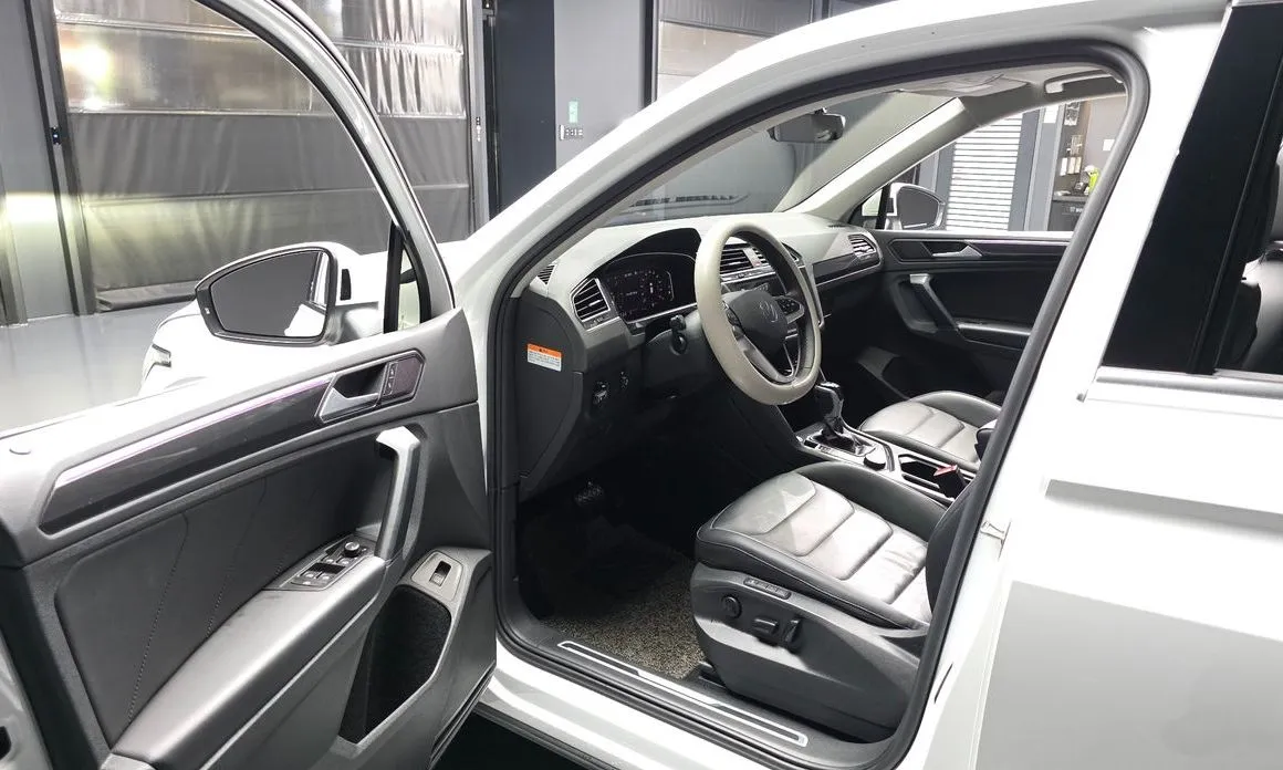 Volkswagen Tiguan — фото 6