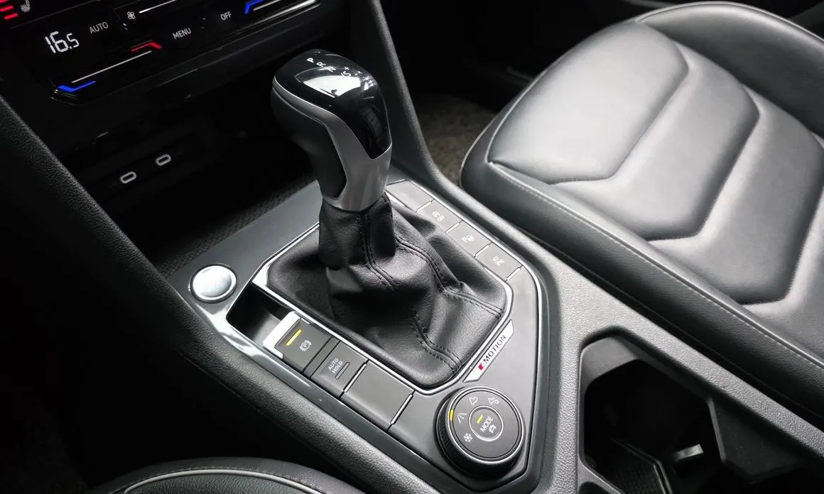 Volkswagen Tiguan — фото 3