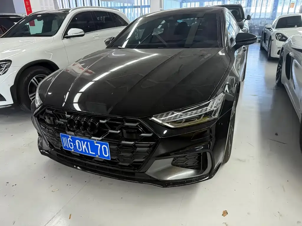 Audi A7L — фото 1