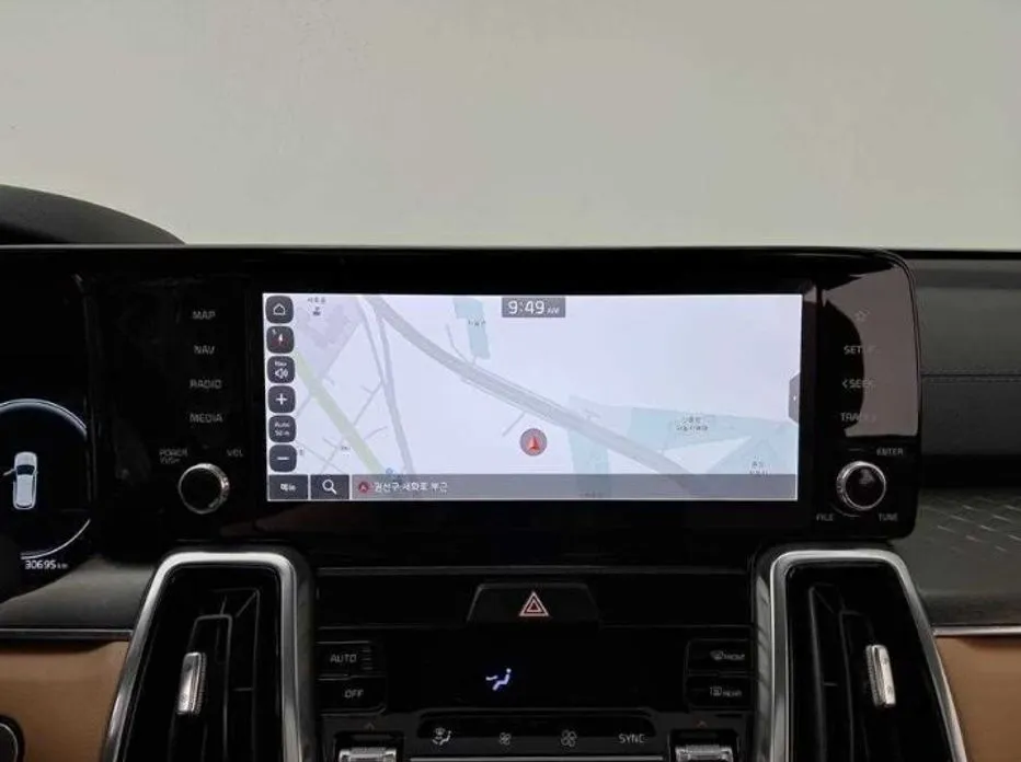 Kia Sorento — фото 8