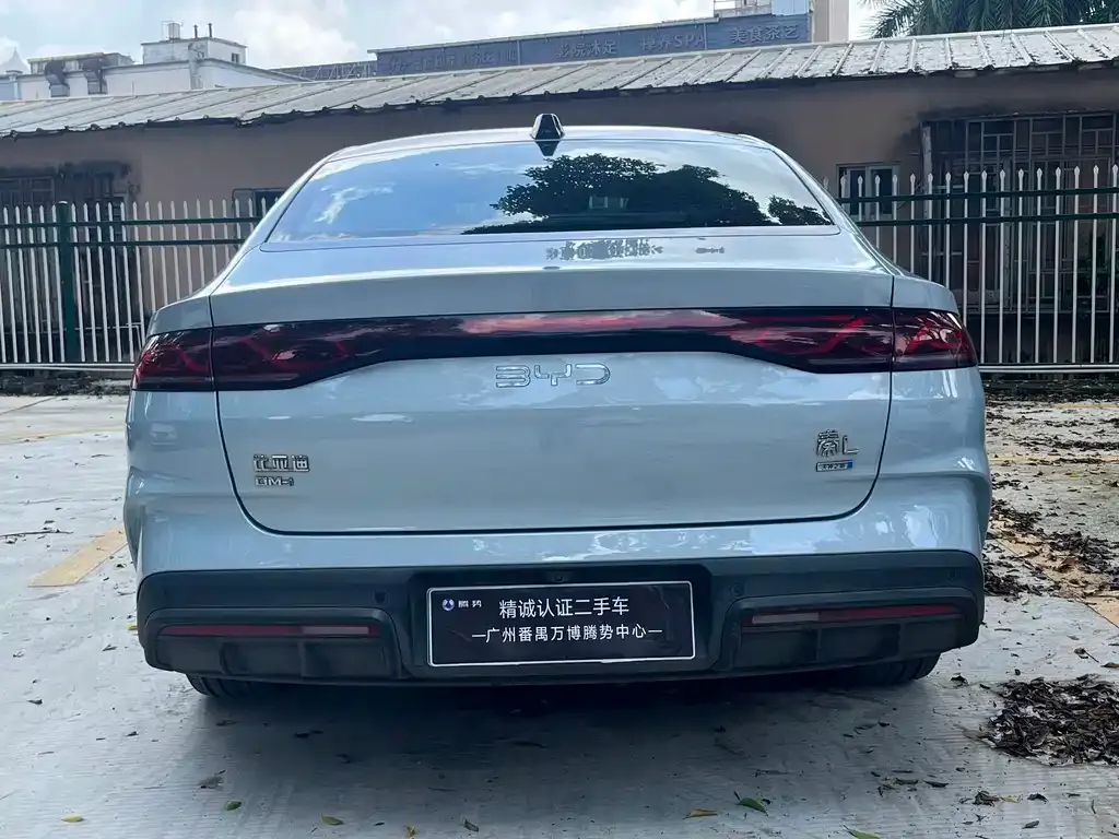 BYD Qin L — фото 8