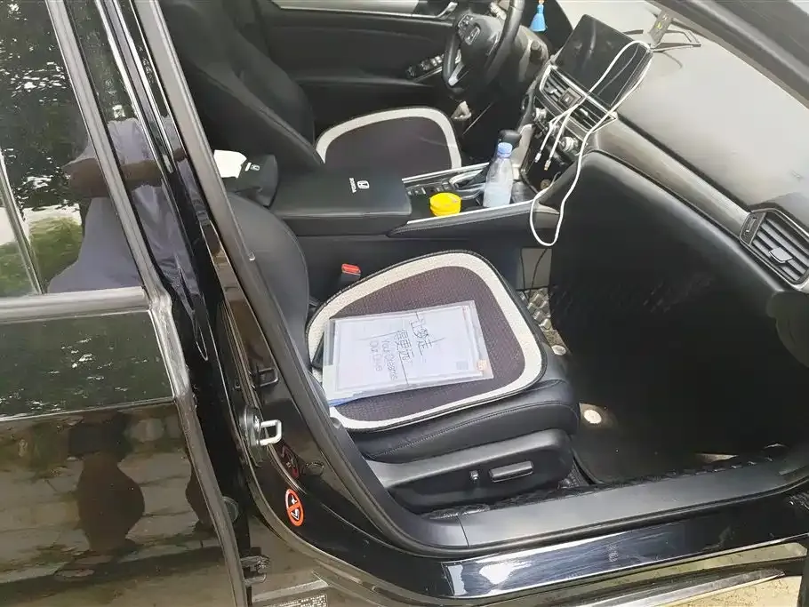 Honda Accord — фото 5