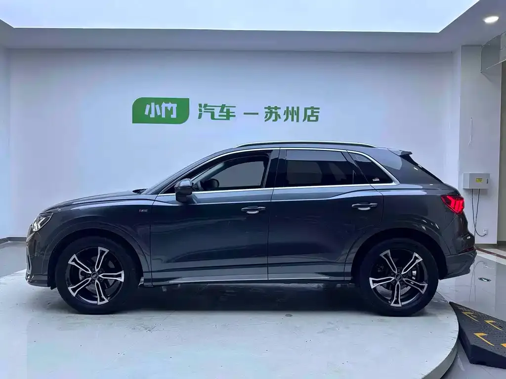 Audi Q3 — фото 3