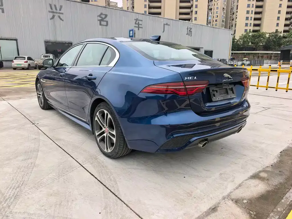 Jaguar XEL — фото 10