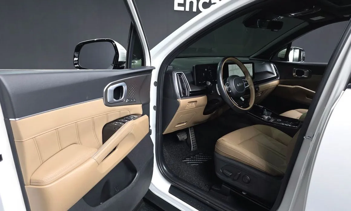 Kia Sorento — фото 5