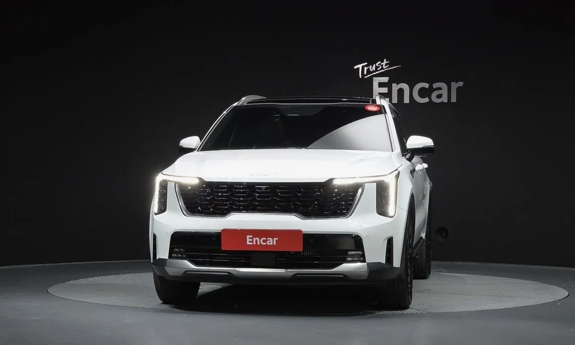 Kia Sorento — фото 7