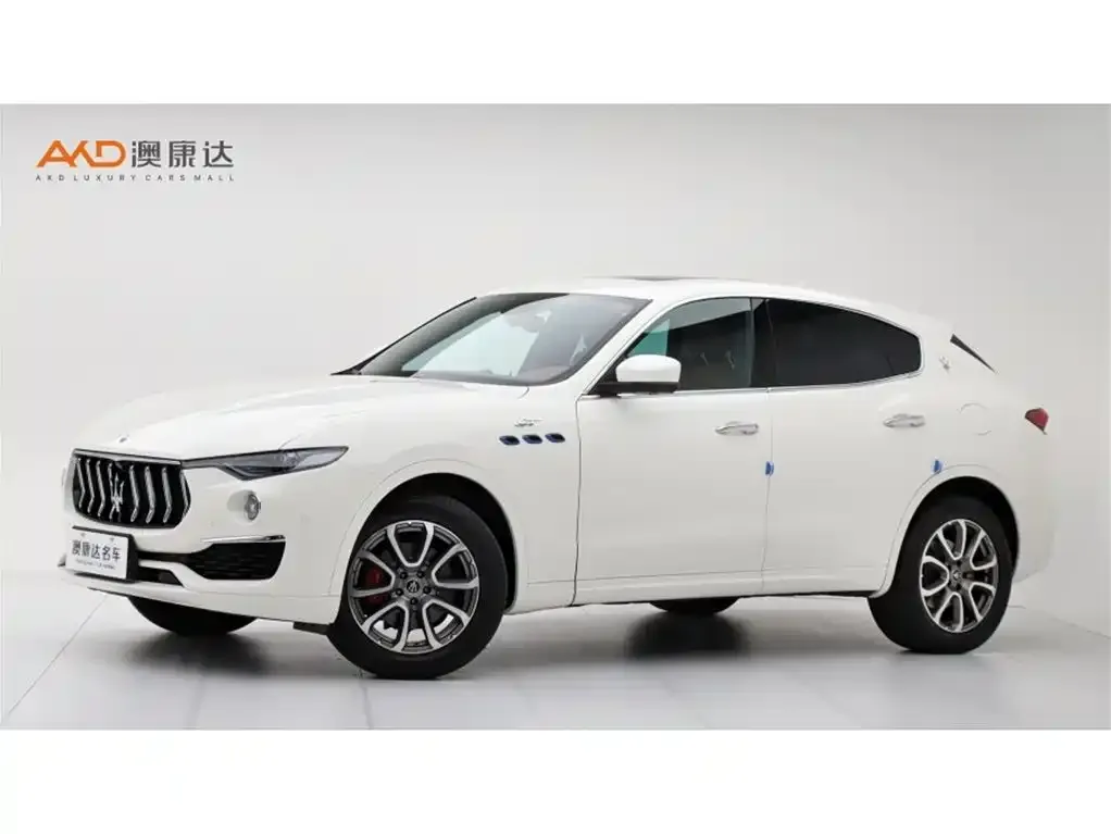 Maserati Levante — фото 1