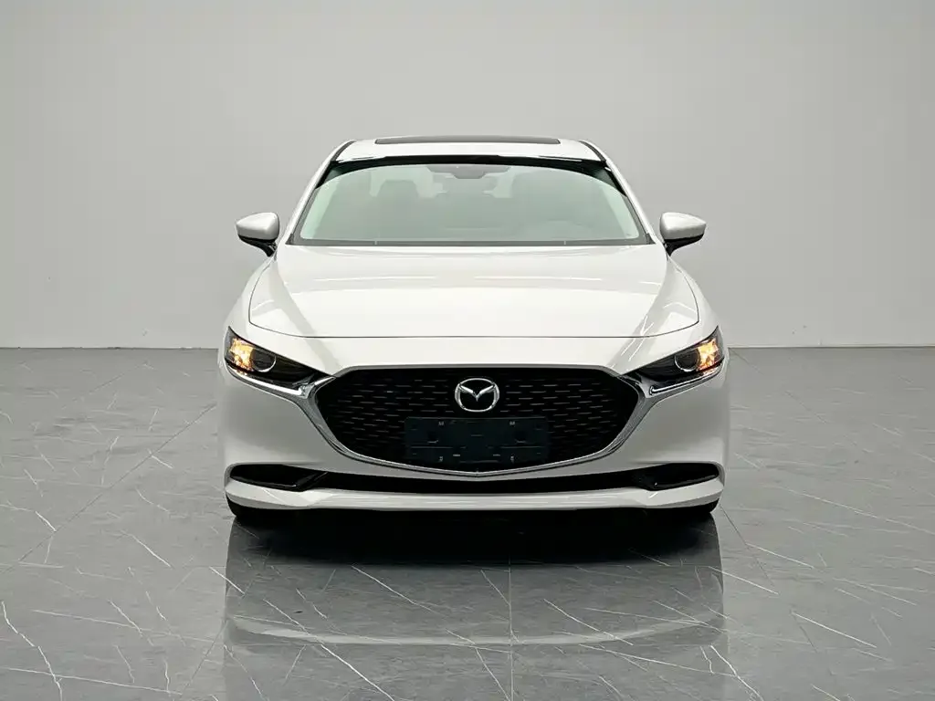Mazda 3 Axela — фото 4