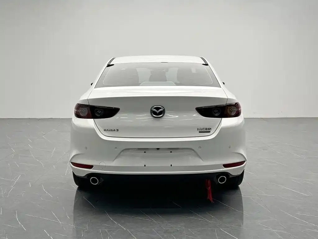 Mazda 3 Axela — фото 2